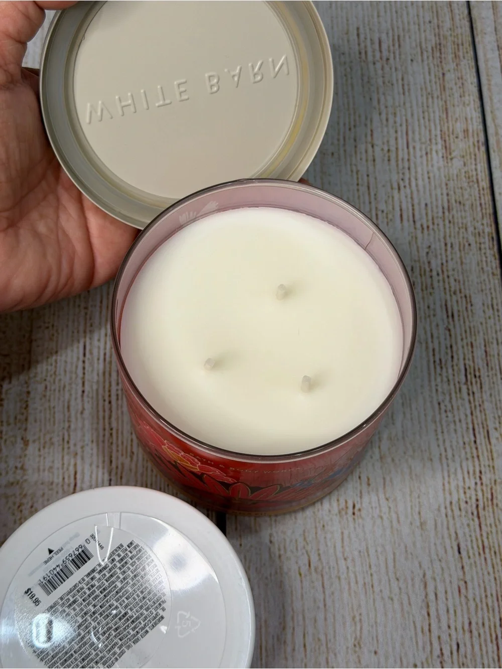 Bath & Body Works reminiscent tropical